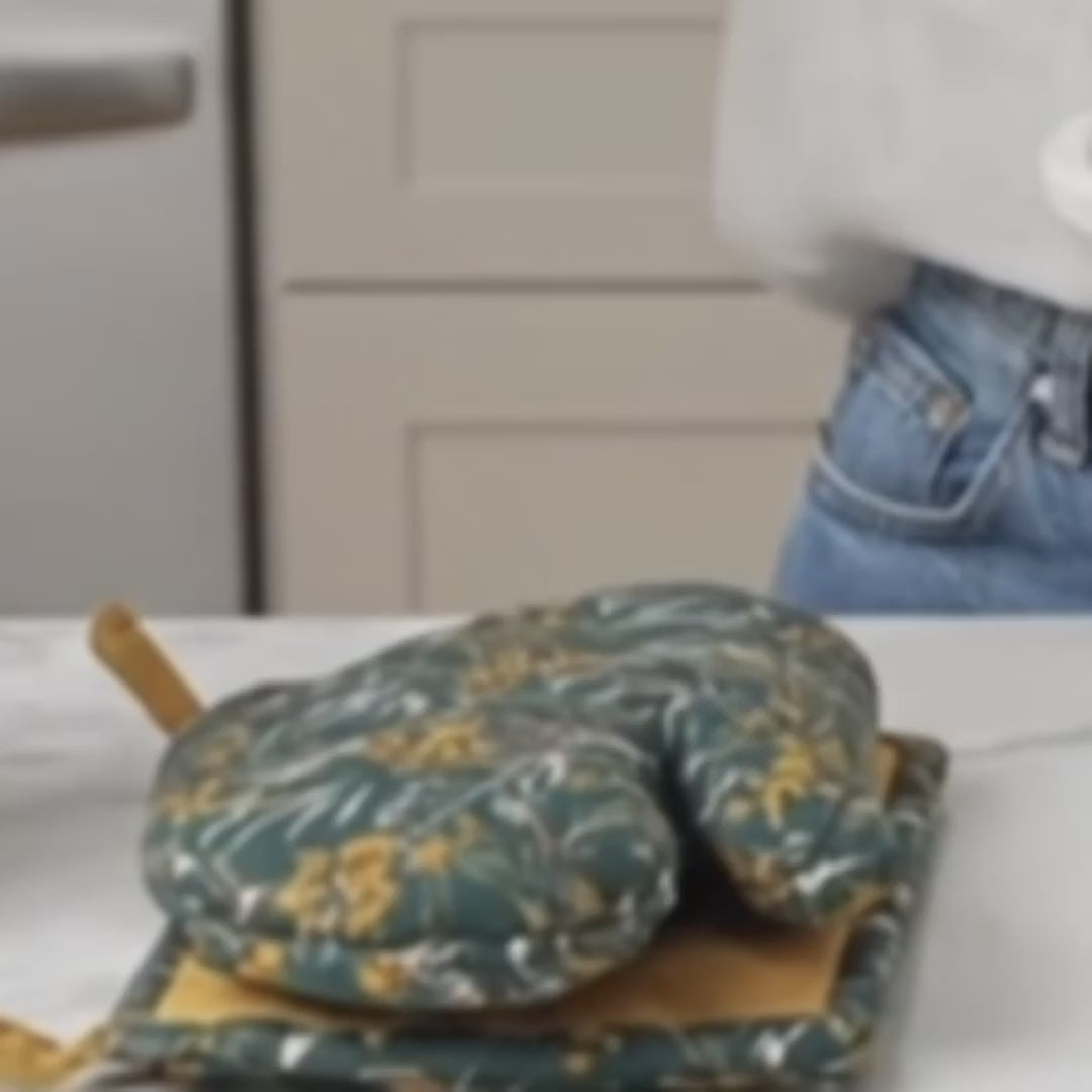 Mustard Groove — Seamless Pattern